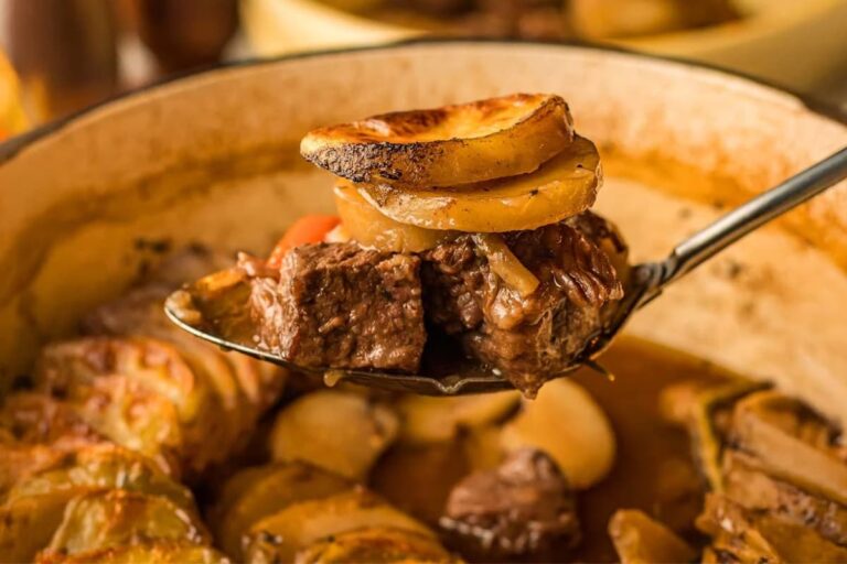 A dish of Beef and Potato Bake.