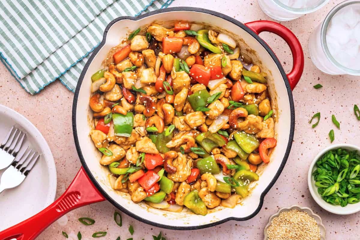 A dish of Skillet Cashew Chicken.