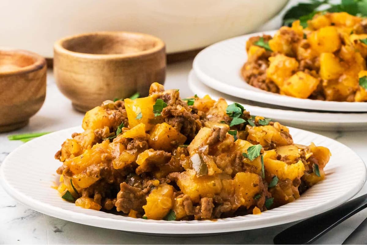 A dish of One Pan Ground Beef and Potatoes.