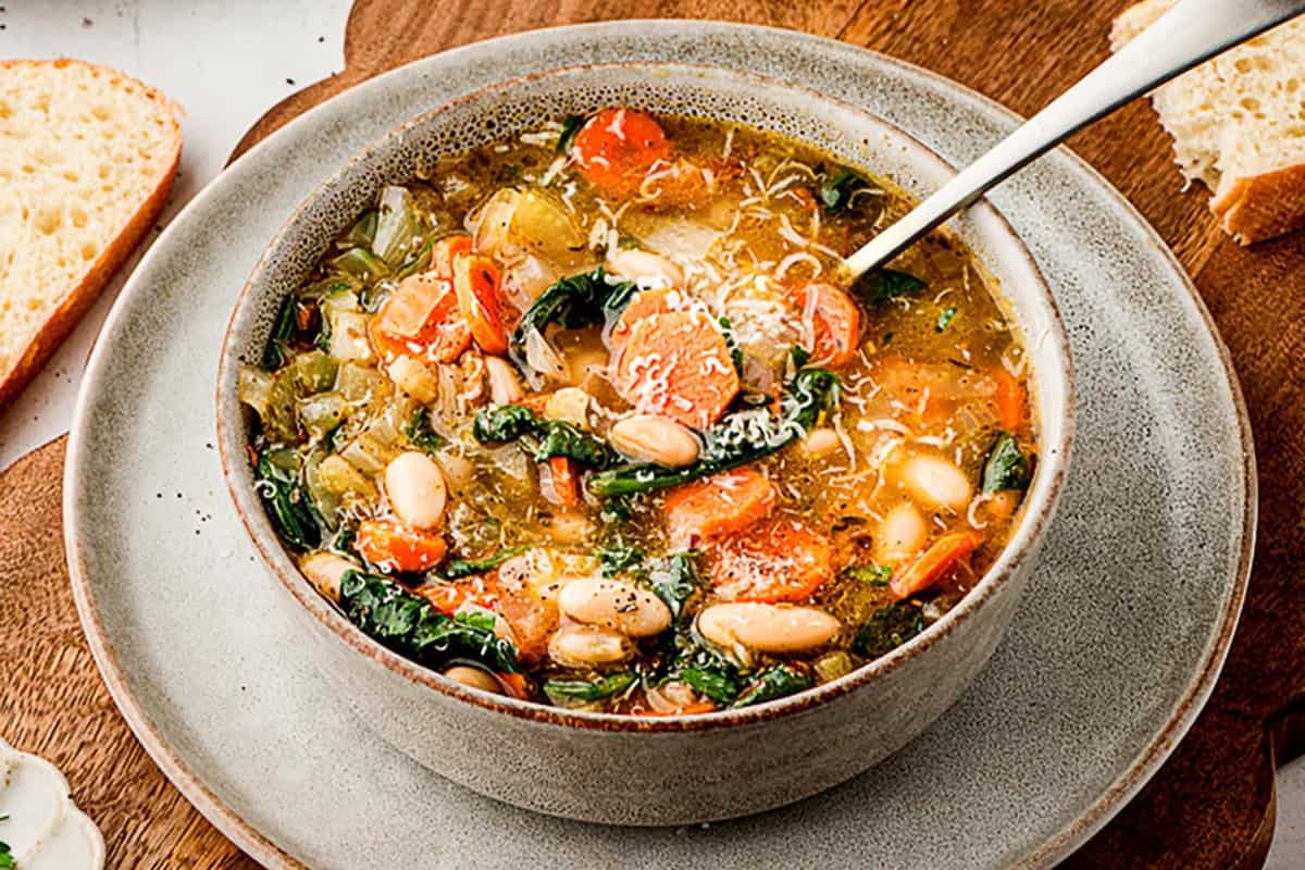 A dish of Tuscan White Bean Soup.