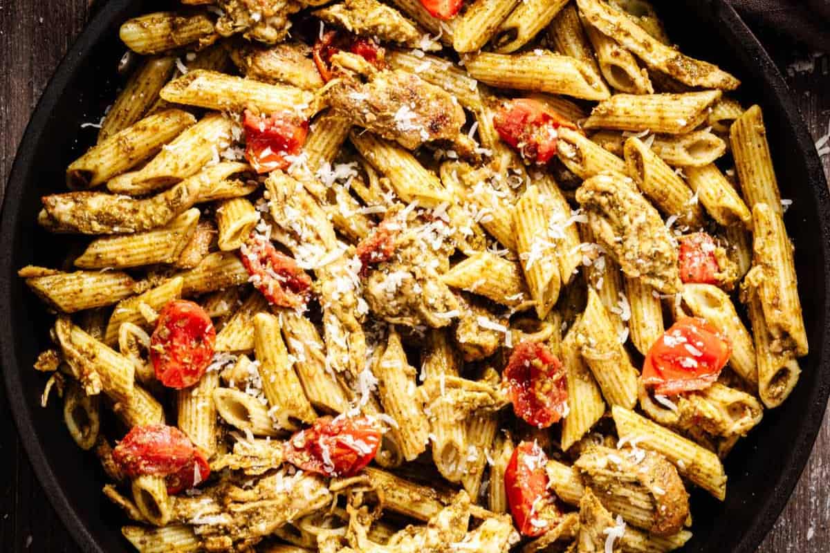 A dish of Pesto Chicken Pasta.