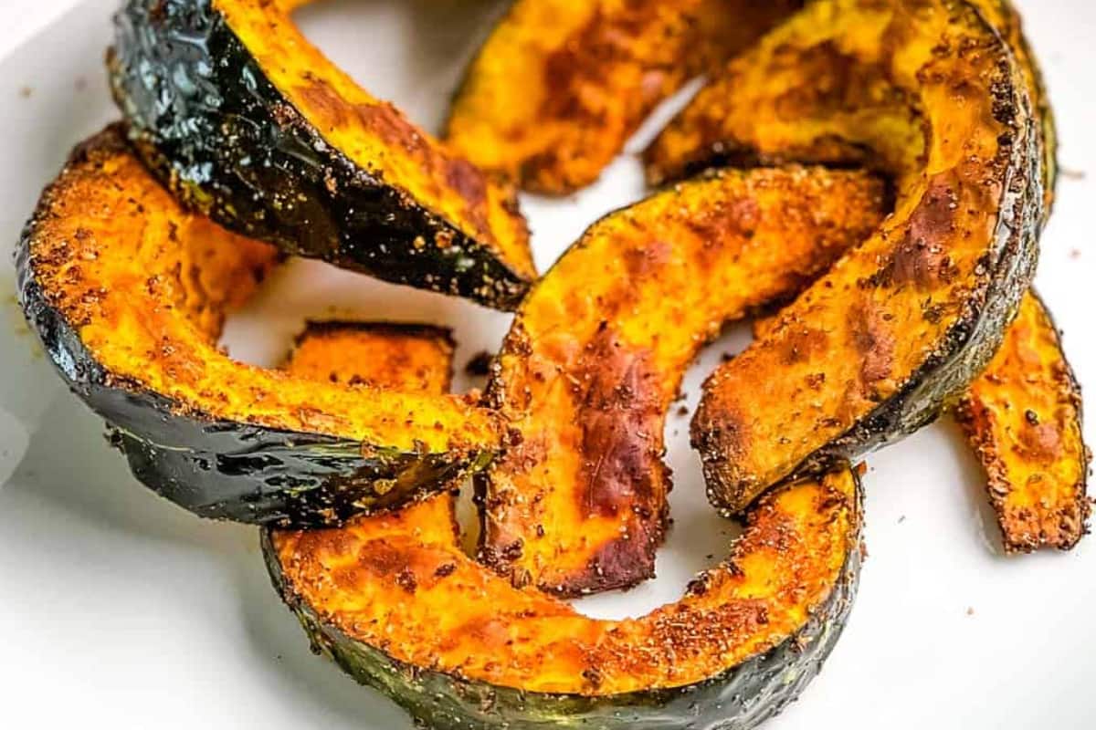 A dish of Crispy Air Fryer Squash.