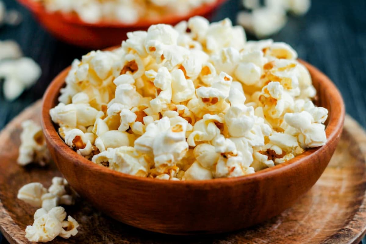 A bowl of coconut oil popcorn.