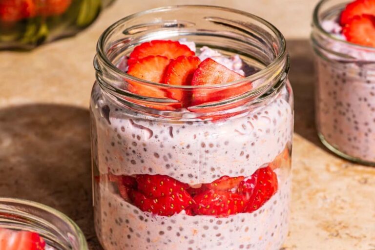 A dish of Strawberry Yogurt Overnight Oats.